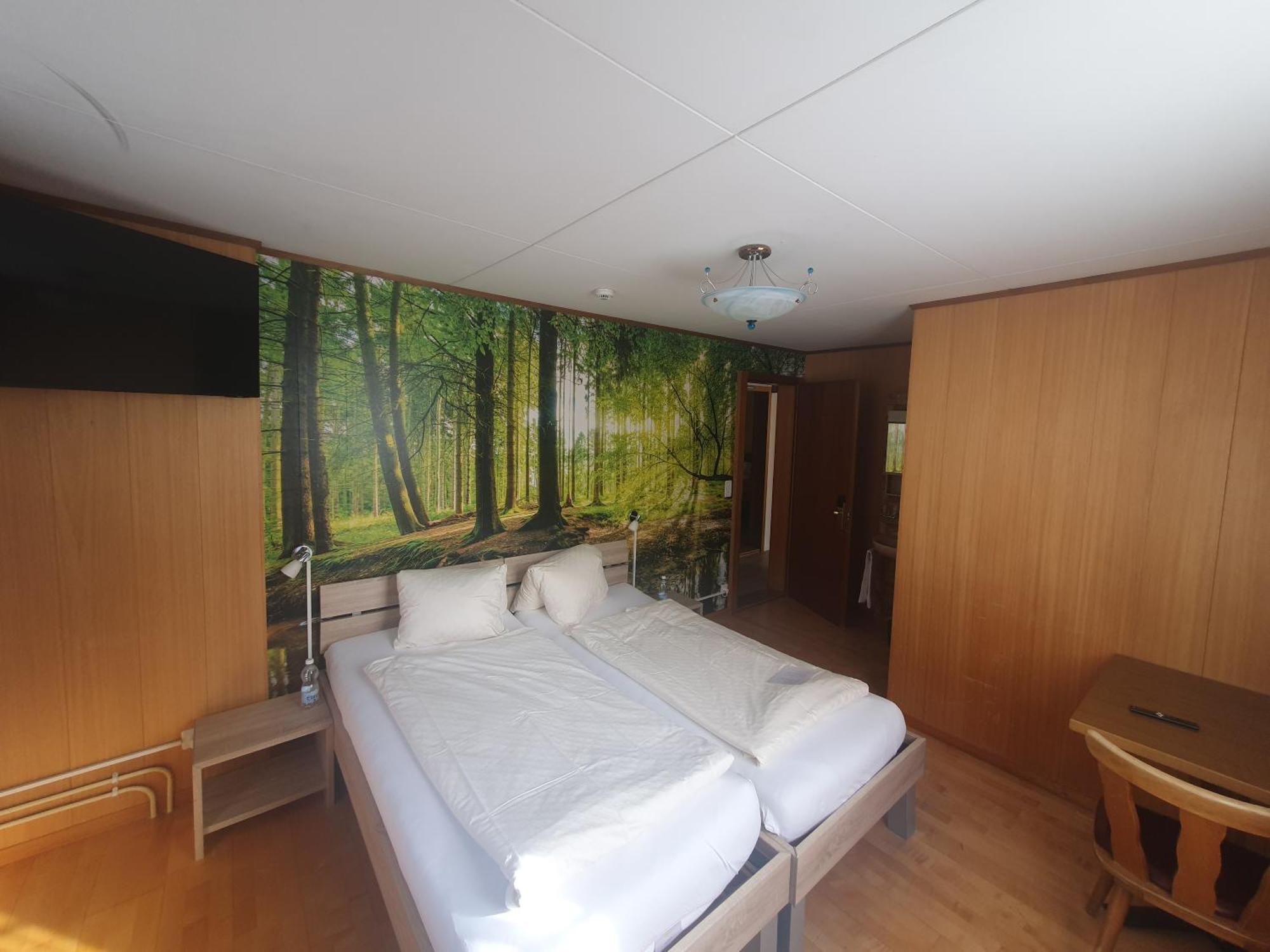 Gasthof Hirschen In Wilderswil Habitación foto